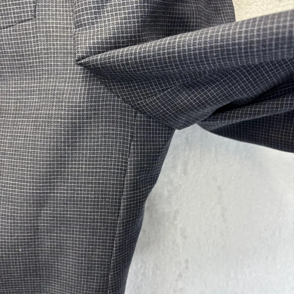 Armani Collezioni Wool Blazer Mens 44R Gray Blue‎ Check Sport Coat Made In Italy